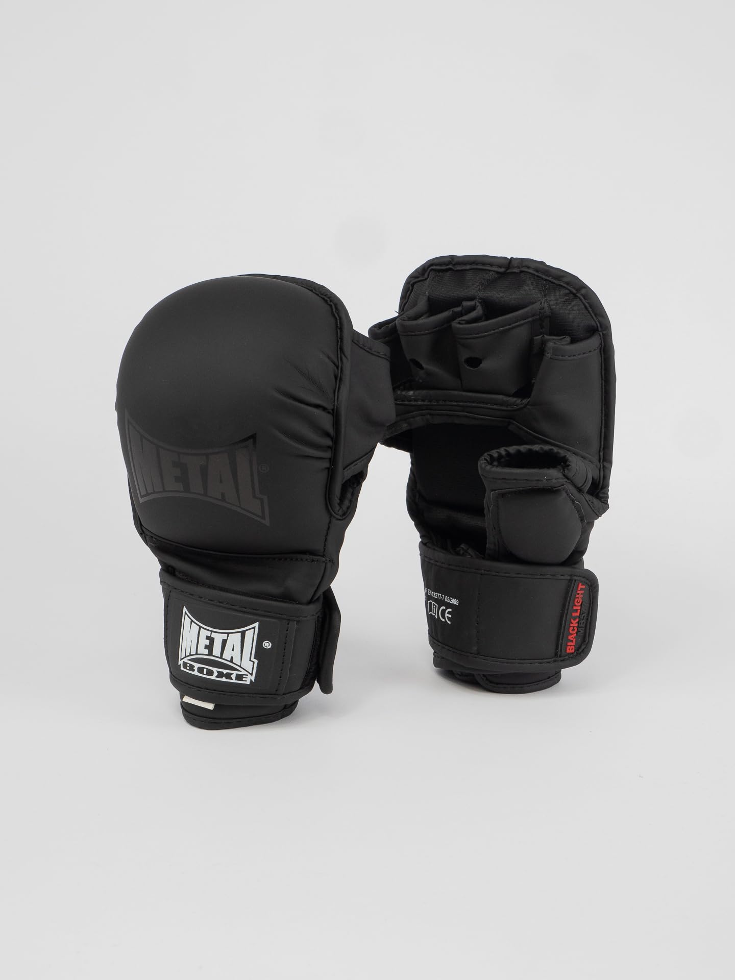 METAL BOXE MMA Gloves Black Light Strike XL
