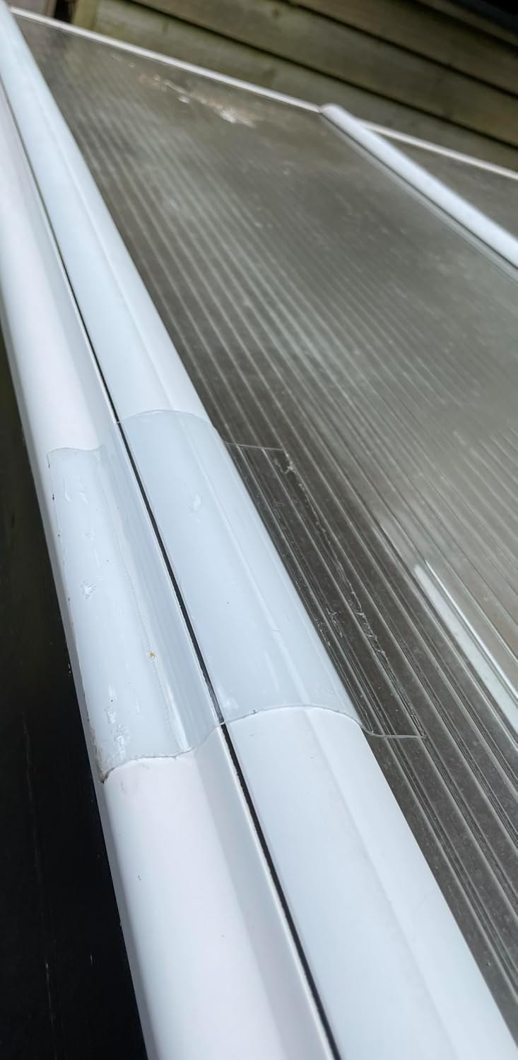 Clear Waterproof Tape and Leak Sealer - Watertight Sealing Tape for Indoor & Outdoor Use - Ideal for Flat Roofs, Windows, Conservatory Roofs and Gutters