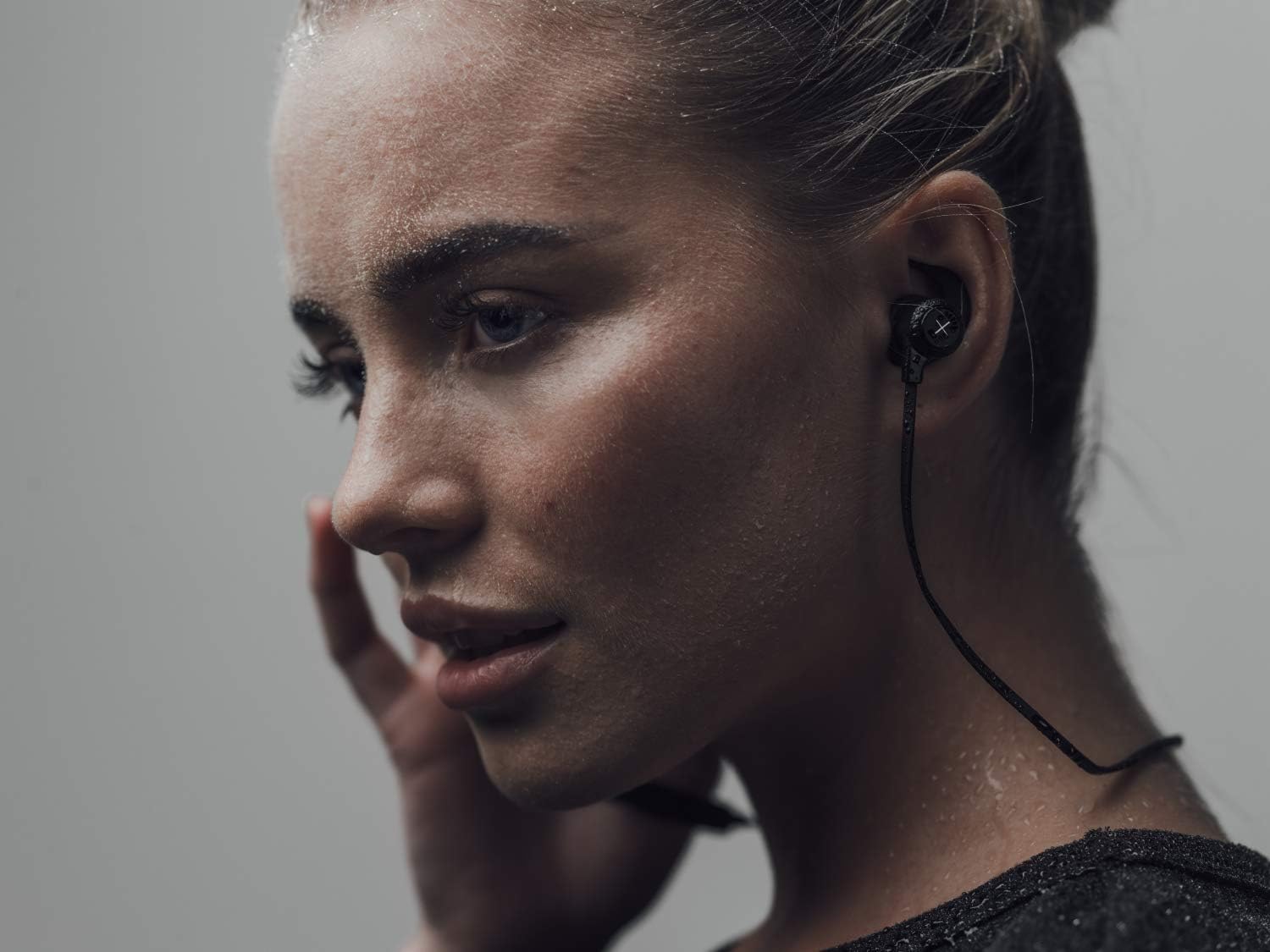 X by Kygo Xelerate Bluetooth 5.0 Earphones with Microphone - White - Image 5