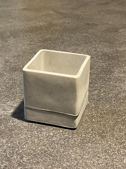 GOMAADS Concrete Handcrafted Grey Planter with Tray