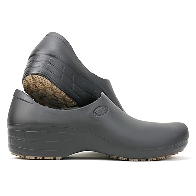 supportive non slip work shoes