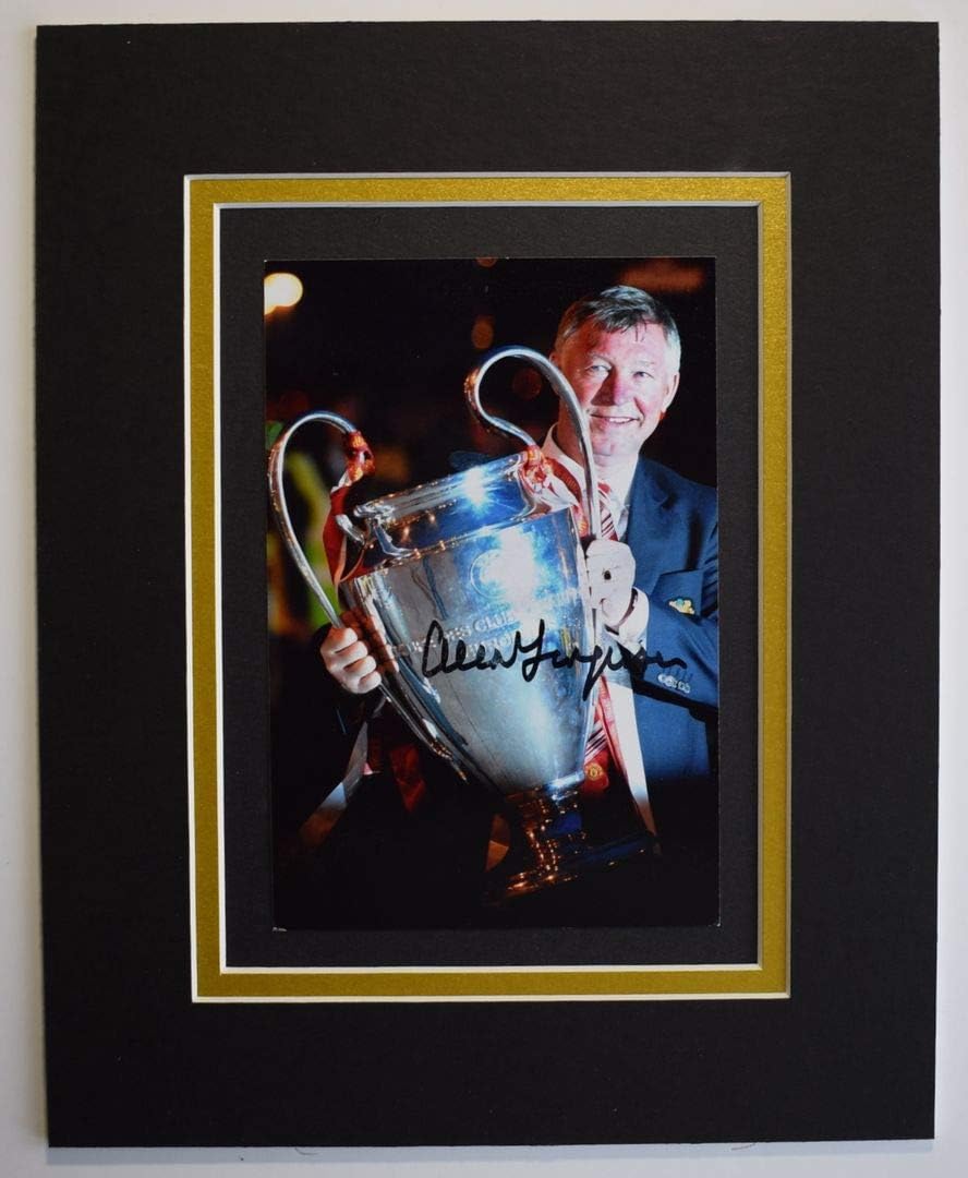 Sportagraphs LTD Alex Ferguson Signed Autograph 10x8 photo display Manchester United AFTAL COA