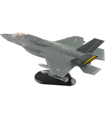 Amazon.com: Hobby Master | 1:72 Scale Diecast Military Aircraft
