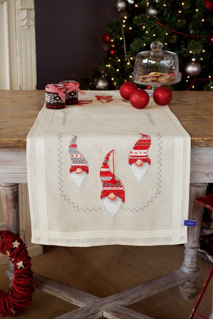 Vervaco Embroidery Kit: Runner: Christmas Elves, COTTON, NA, 40 x 100cm, N\a