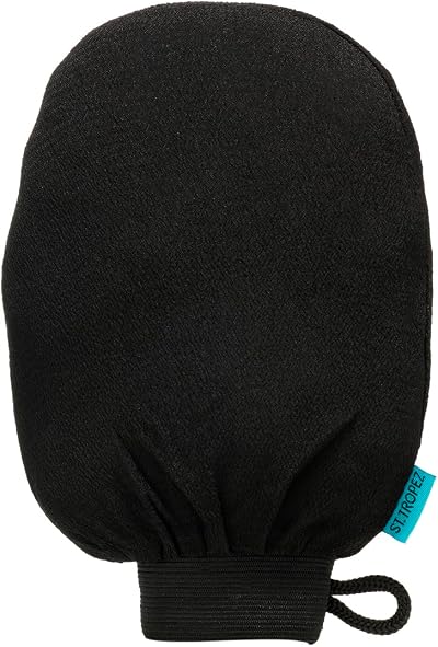 St.Tropez Tan Build Up Remover Mitt - Prep Skin, Reusable & Washable