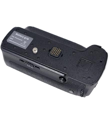 Amazon.com : Panasonic LUMIX GH5 Battery Grip, Black (DMW-BGGH5