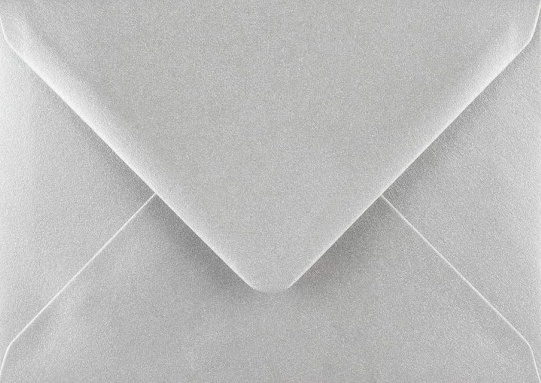 25 Pack 5x7 Silver Envelopes – 133mm x 184mm – Metallic Pearlescent - 100gsm Gummed