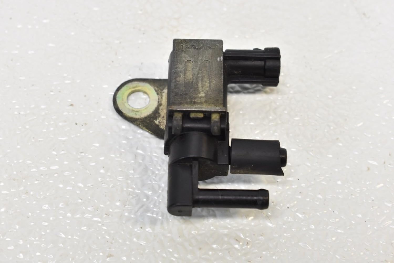 Amazon Com Subaru 05 09 Legacy Outback Xt Evap Purge Control Solenoid 2005 2009 Automotive