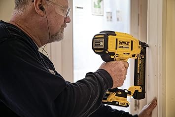 DEWALT DCN680B Brad Nailers product image 6