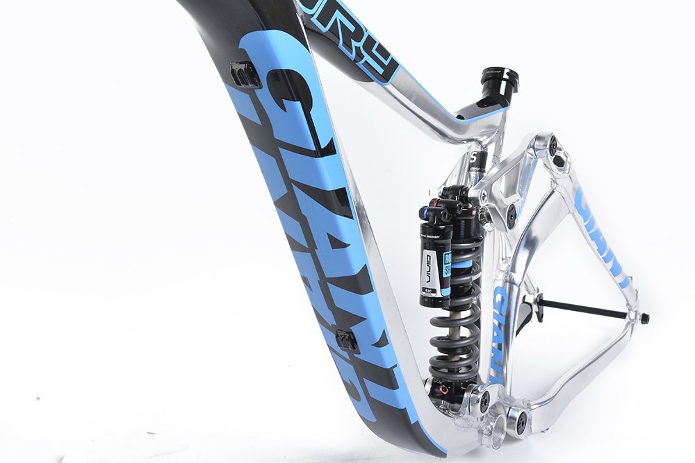 Giant Glory DH Downhill Bike Frame Mountain Bike Size Medium 17" World