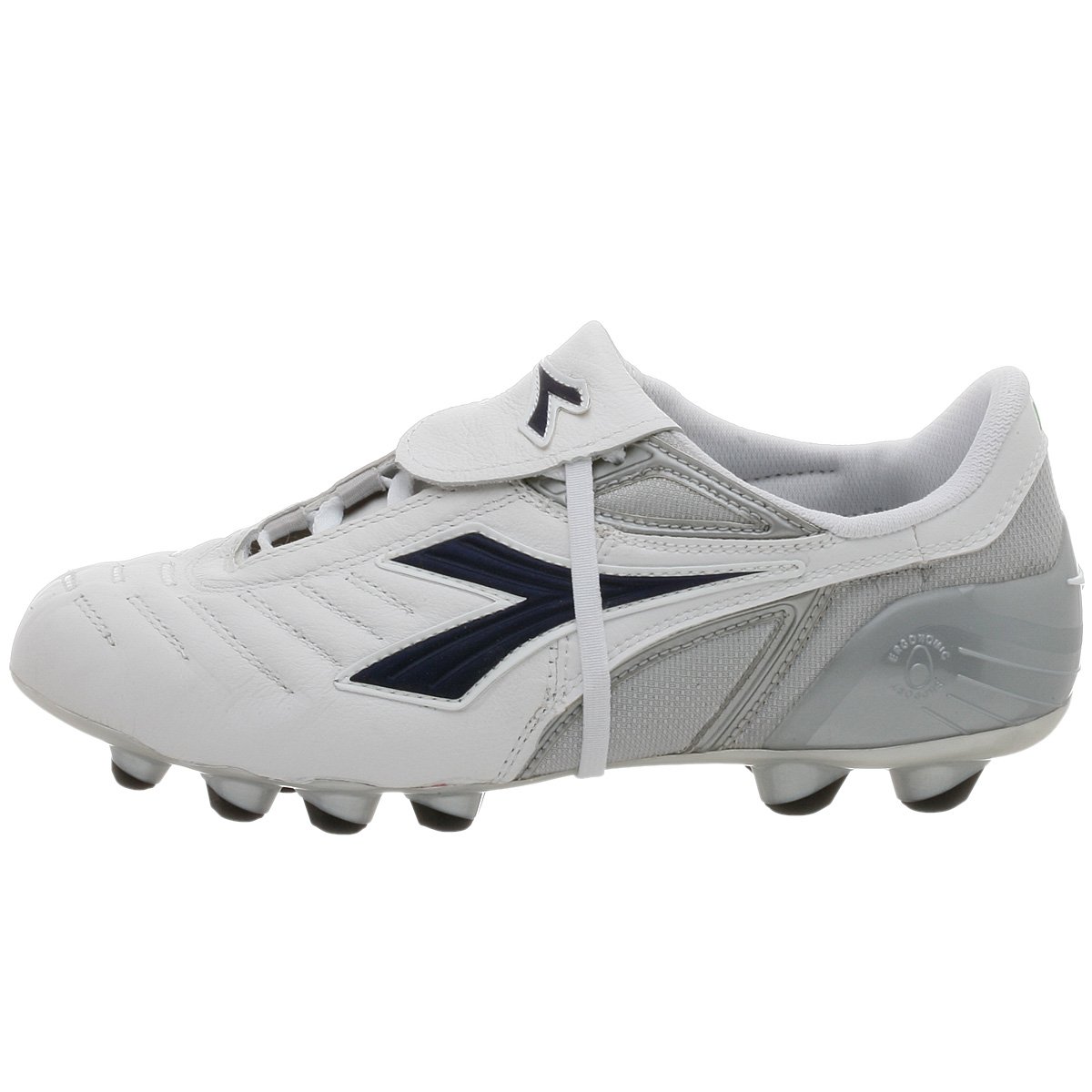 diadora womens soccer cleats