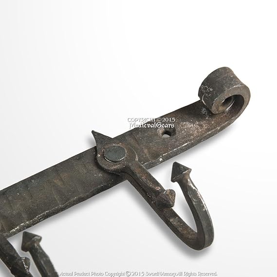 Perchero medieval | Percheros de pared, percheros de pie...