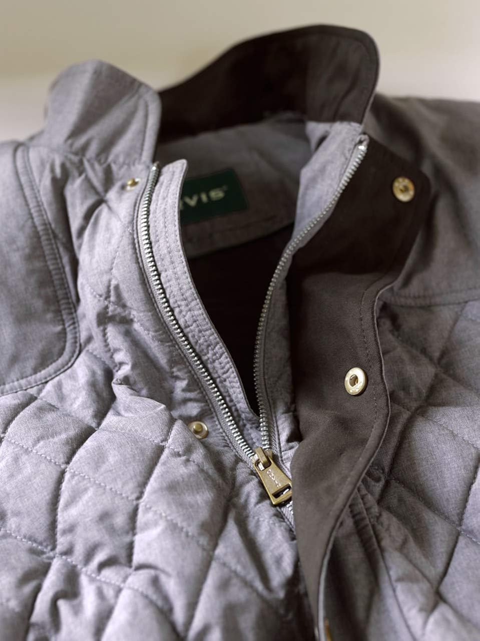 Orvis Men's Rt7 Quilted Vest at  Men’s Clothing store