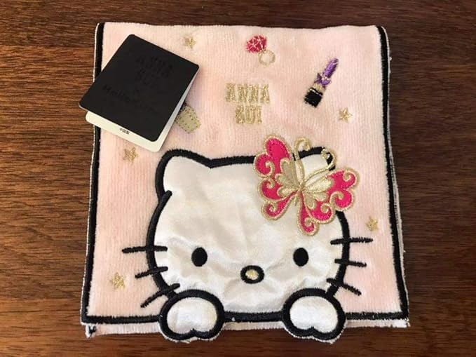 Amazon Co Jp Anna Sui ハローキティ コラボ タオルポーチ ピンク サンリオ キティちゃん ミニタオル ポーチ 小物入れ ホビー