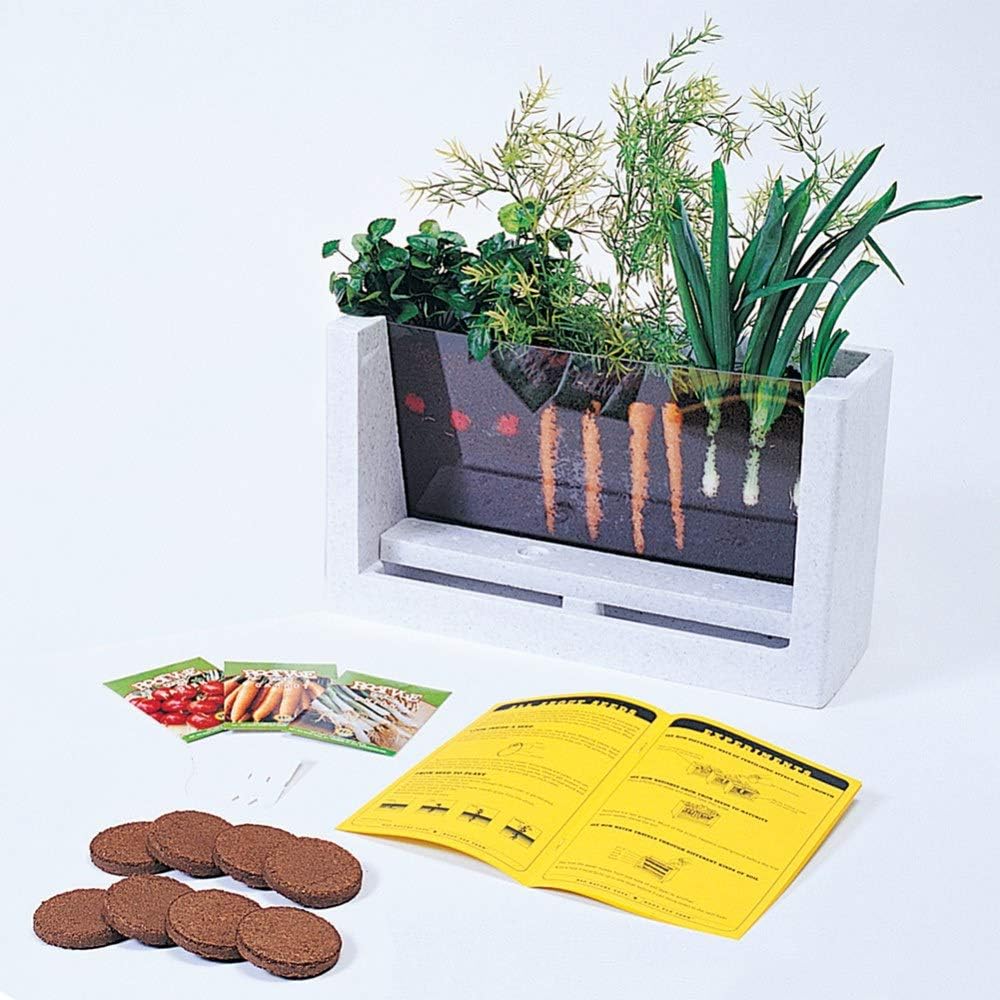 HSP Nature Toys Root Vue Farm Set