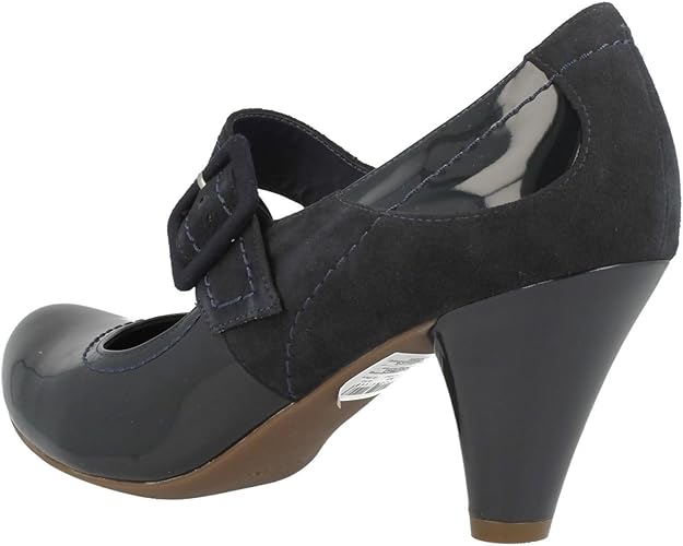 coolest berry clarks shoes