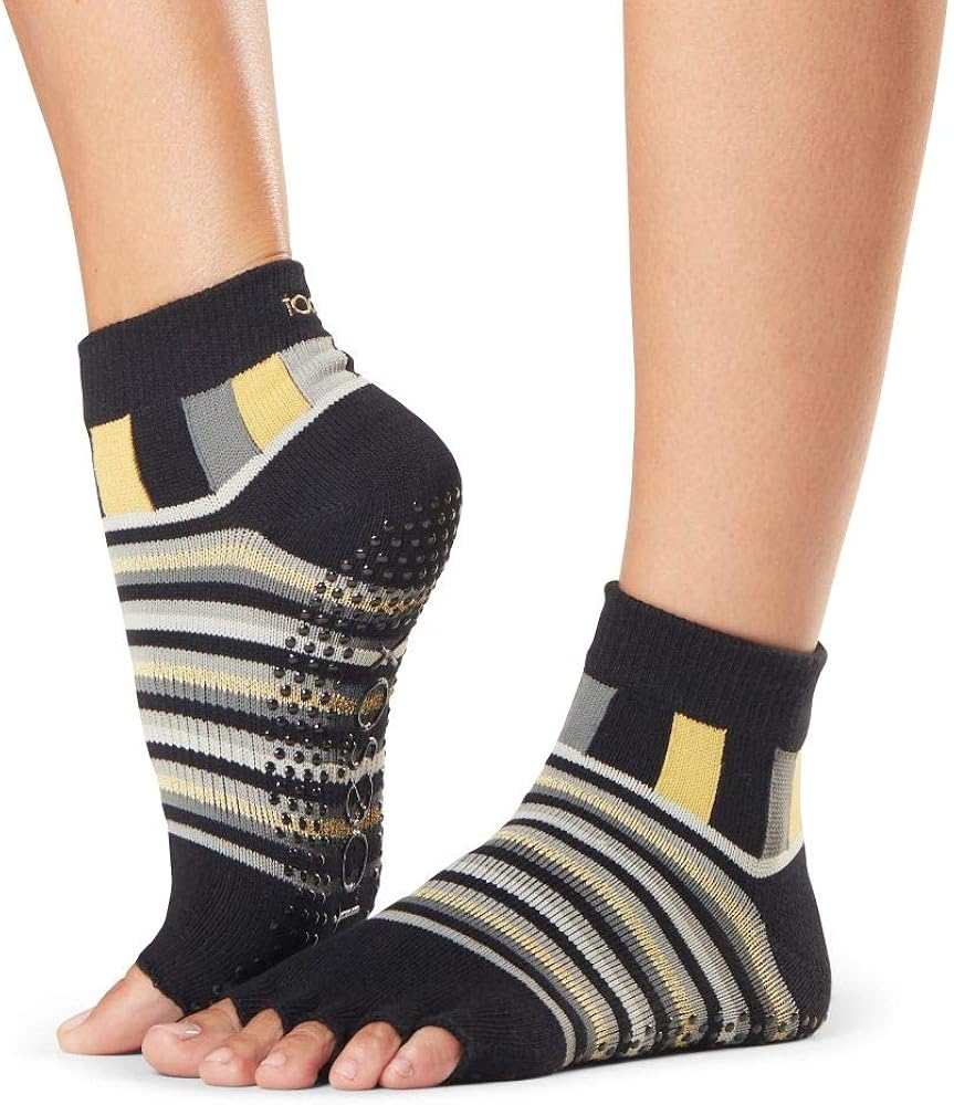 ToeSox Grip Pilates Barre Socks – Non Slip Ankle Half Toe for Yoga & Ballet : Clothing