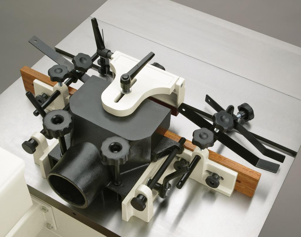 SHOP FOX W1763 21/2Horsepower Shaper Power Shaper Accessories