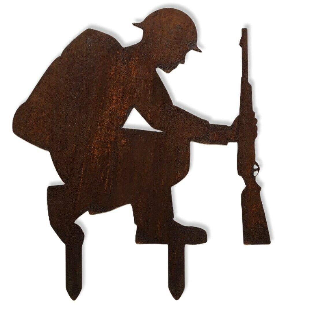 Rusty Metal Kneeling Soldier, Lest We Forget Piece, Garden Feature, Army Silhouette, Gift For Veteran, Gift For Him Or Her, Rememberance Display, Tribute, Memorial Display, Garden Art