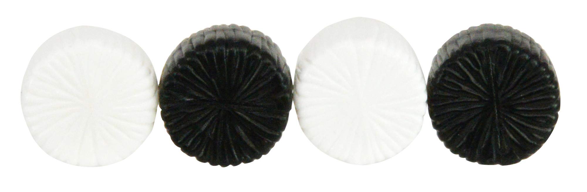 Britains 1:32 Wrapped Bales, Collectable Toy Farm Accessory for Children, Farm Set Accessory Compatible with 1:32 Scale Farm Animals, Suitable for Collectors & Children 3 Years + Black and White,43142A2