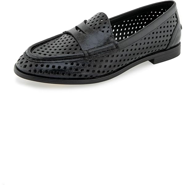 Amazon.com | Kenneth Cole REACTION ZOILA PERF Black Crinkle