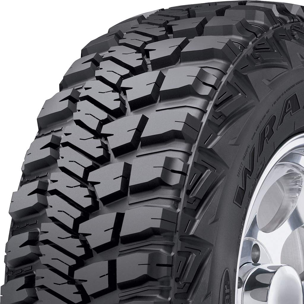 Goodyear Wrangler MT/R with Kevlar LT285/70R17 121Q BSL