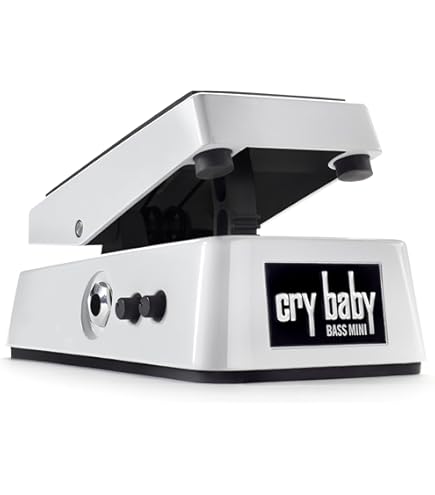 Amazon.com: Dunlop CBM105Q Cry Baby Mini Bass Wah Pedal
