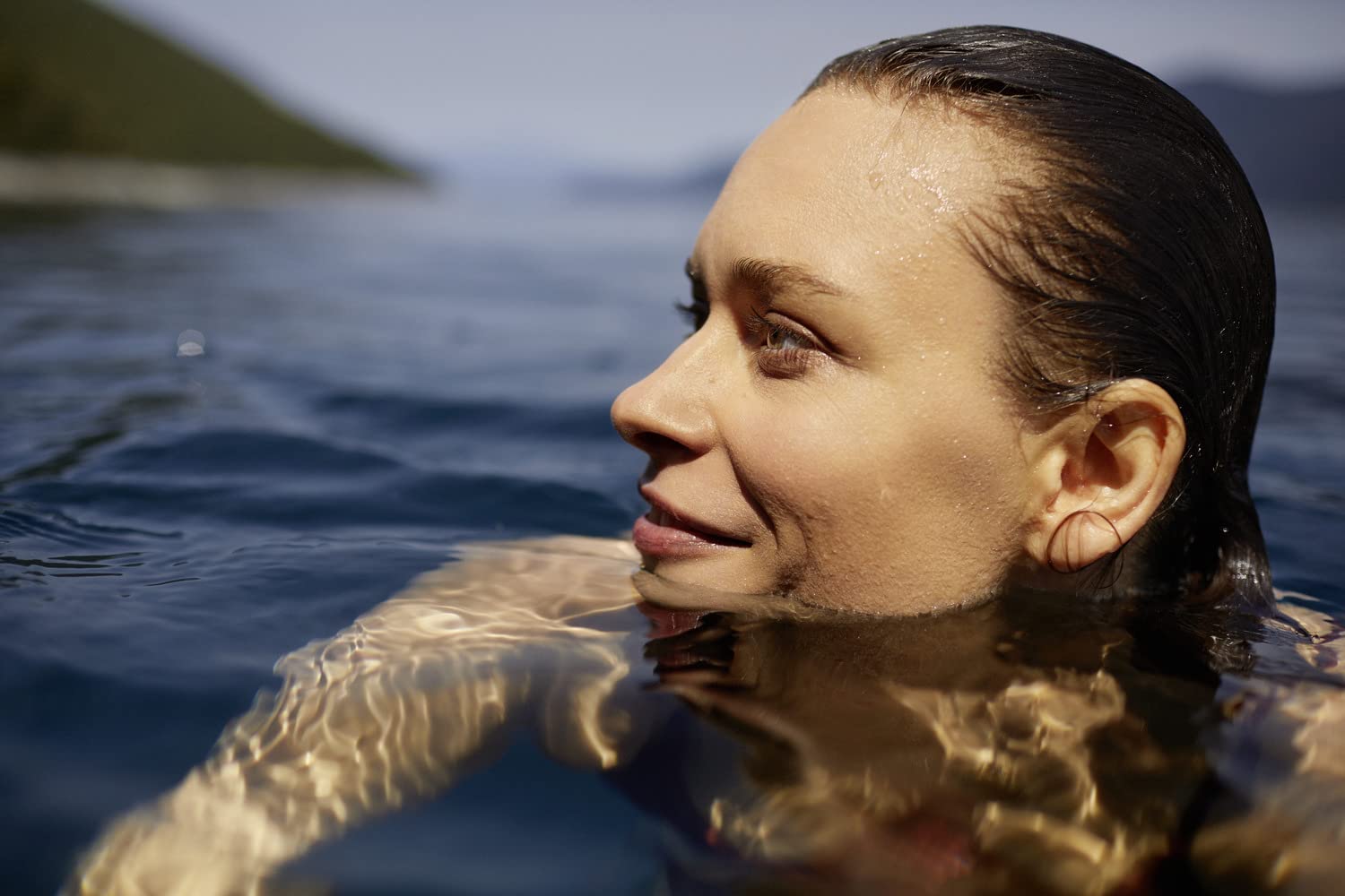 Kneipp Aroma-Pflegeschaumbad Tiefenentspannung - Badezusatz mit wertvollem Sandelholzextrakt und natürlichen ätherischen Patchouliöl - pflegendes und entspannendes Badeerlebnis - 400ml 3