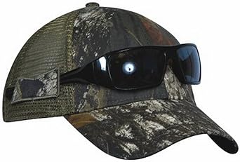 baseball cap with sunglass holder
