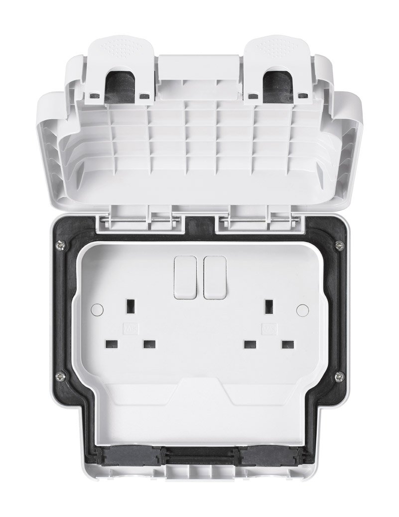 MK Masterseal Plus K56482WHI 13 amp 2-Gang Switched Socket