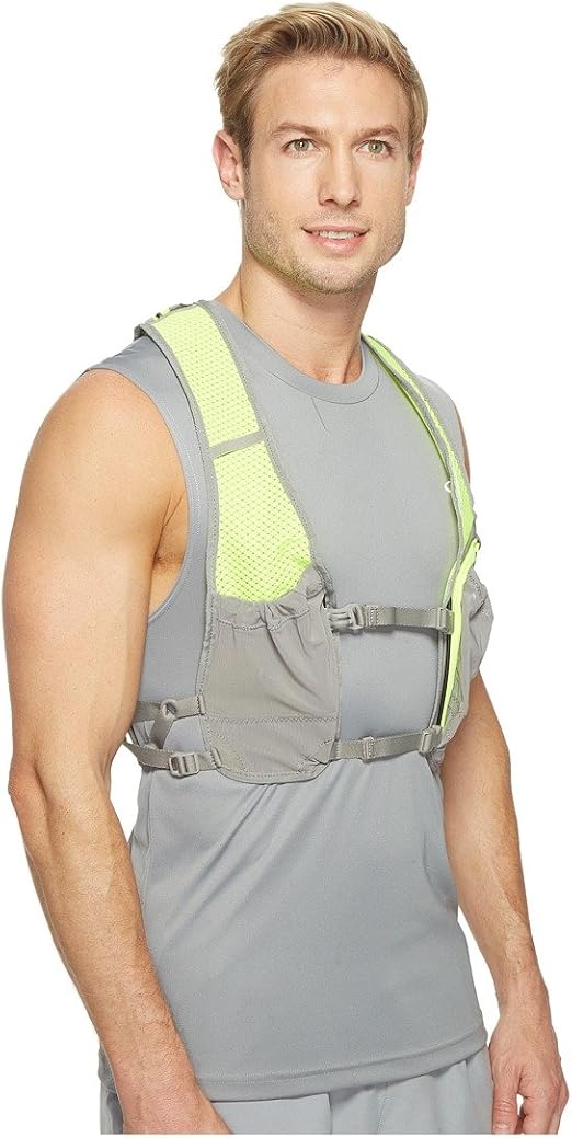 nike hydration race vest review