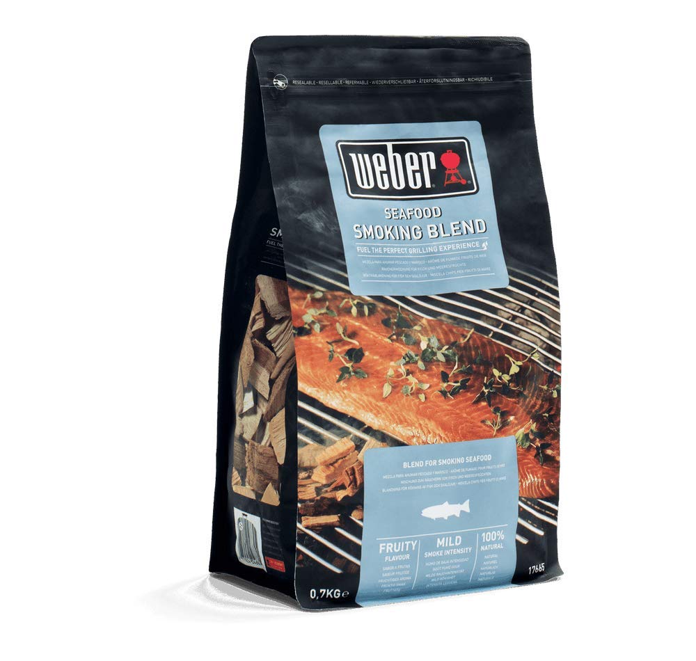 Weber Smoking Chips (700g Pack) - for fish & seafood, a blend of deciduous and fruit trees, EU product, sustainably sourced, FSC certified wood (FSC Mix) (17665)