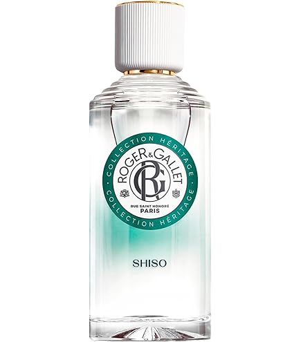 Amazon.com : ROGER & GALLET Wellbeing Fragrant Water Spray – Light