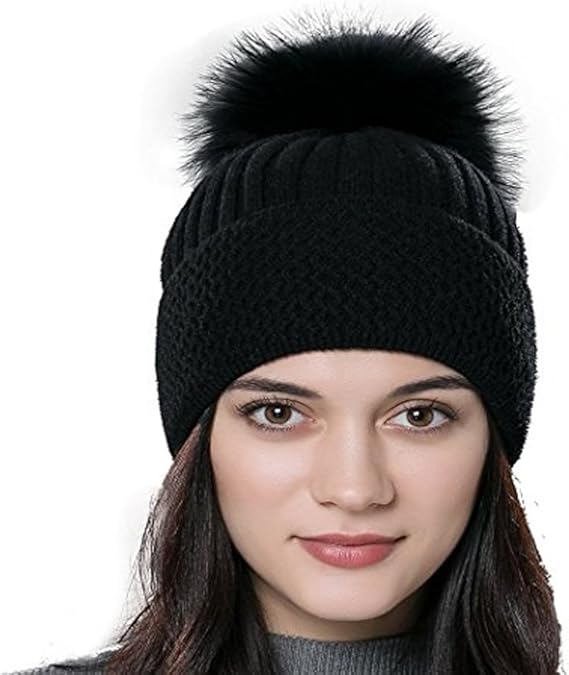 bonnet avec pompon femme