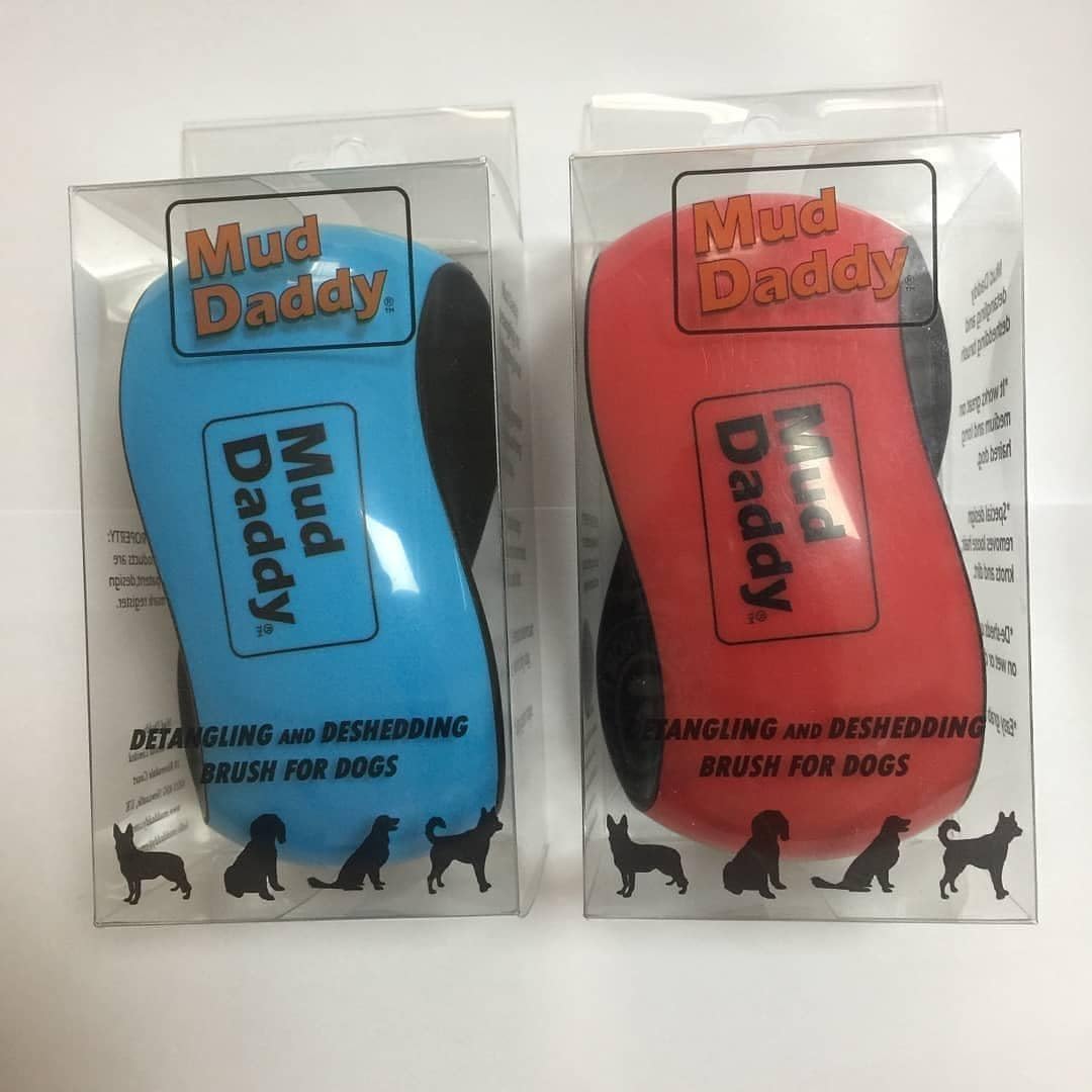 Mud Daddy Detangler and Deshedder Brush, All Coat Types, Easy Grab, Red - Image 5
