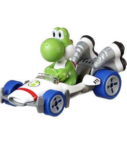 Amazon.com: Hot Wheels 1:64 Mario Kart - Yoshi in Standard Kart