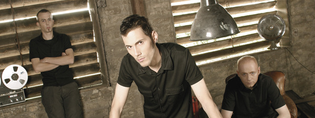 In Strict Confidence bei Amazon Music