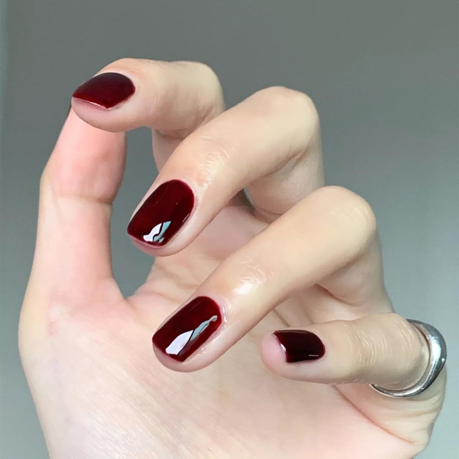 Cherry Red Nail Polish, 12ml Red Quick Dry Nail Lacquer for Nail Art Varnish, 0.41 fl oz - Image 8