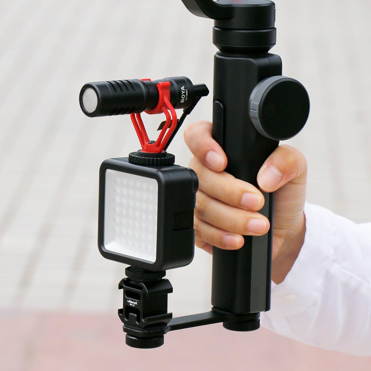 Ulanzi PT-3 Triple Cold Shoe Gimbal Microphone Mount Extenstion Bar, w 1/4 inch Adapter Video Light Microphone Mount Compatible for DJI OM 4/OSMO Mobile3/Zhiyun Smooth q 4/Feiyu Gimbal Stabilizer : Camera & Photo