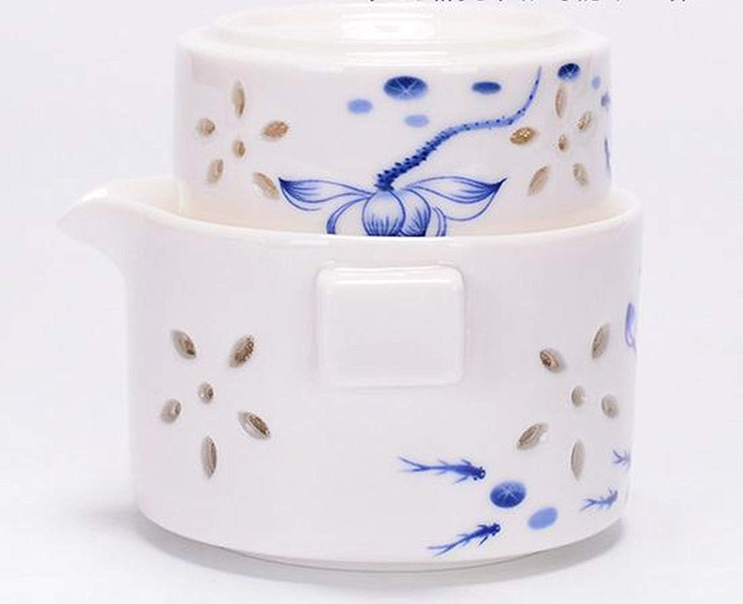 The sunrise Portable Travel Kungfu Tea Set Hollow (ceramics) Blue and white porcelain hollow exquisite cup. A pot of two cups, portable travel kung fu tea set