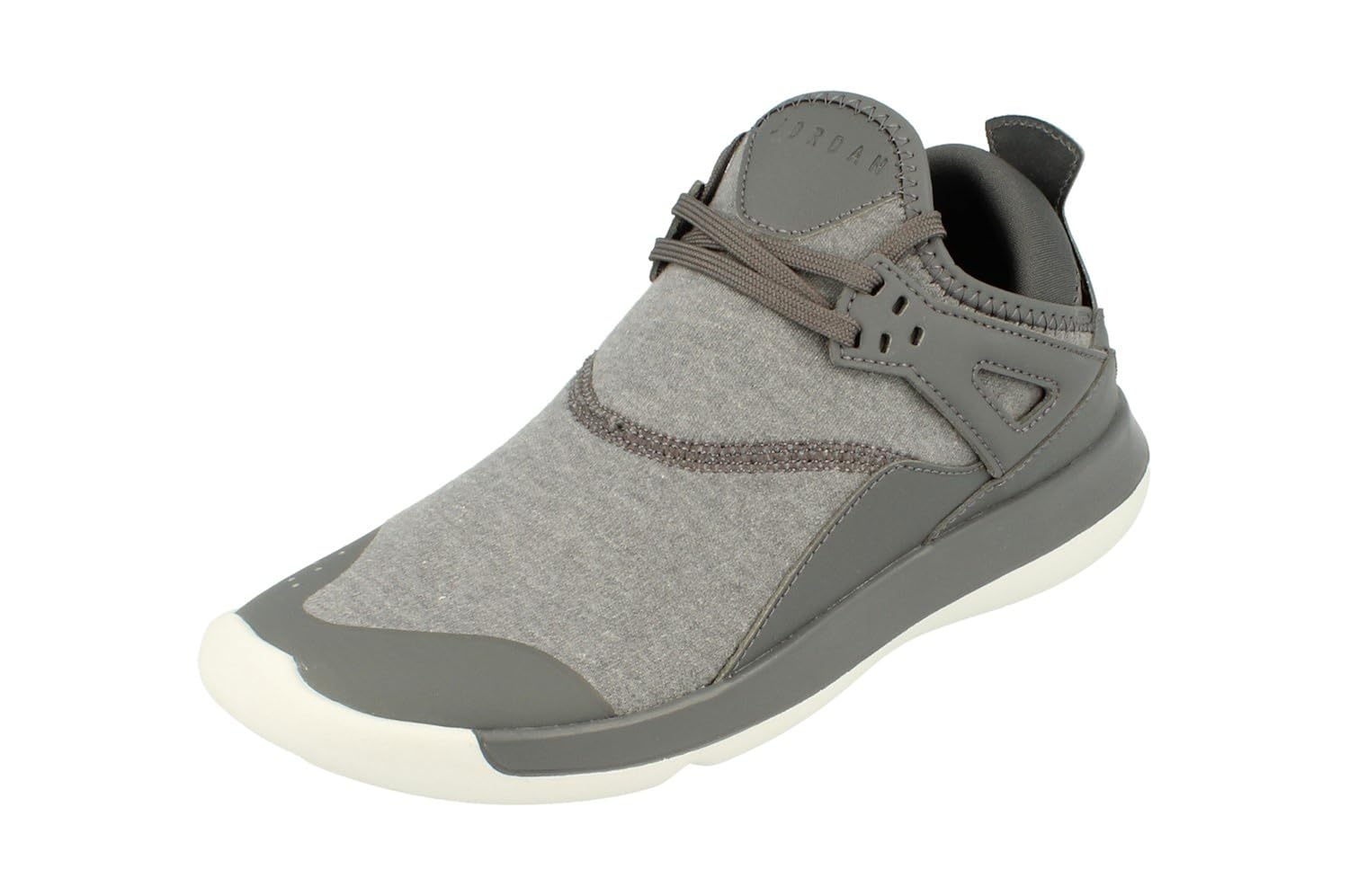 nike air jordan junior trainers