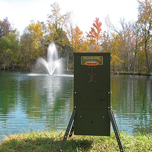Directional Fish Feeder w/ Adjustable Legs 70 lb. Fish Feed Capacity