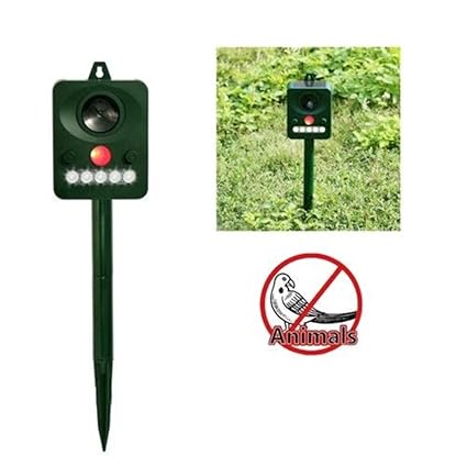 Nacome Outdoor Animal Cat Dog Powered Repellent Fox Animal Solar Repeller With PIR Sensor & Light
