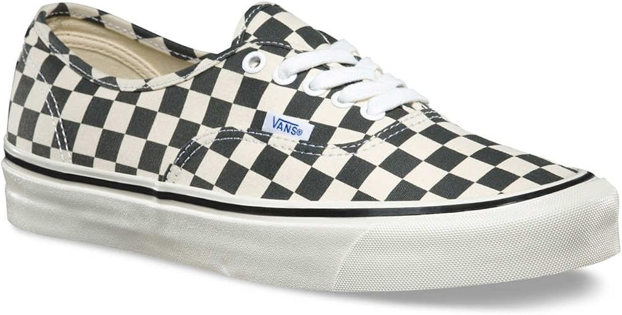 black authentic vans size 6