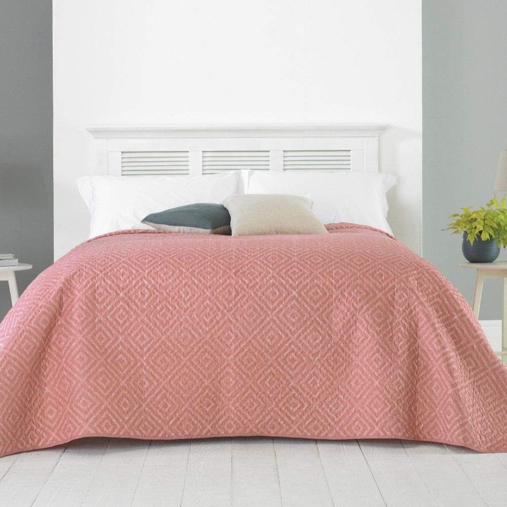COUNTRY CLUB Eve Quilted Embossed Bedspread Throwover Decorative