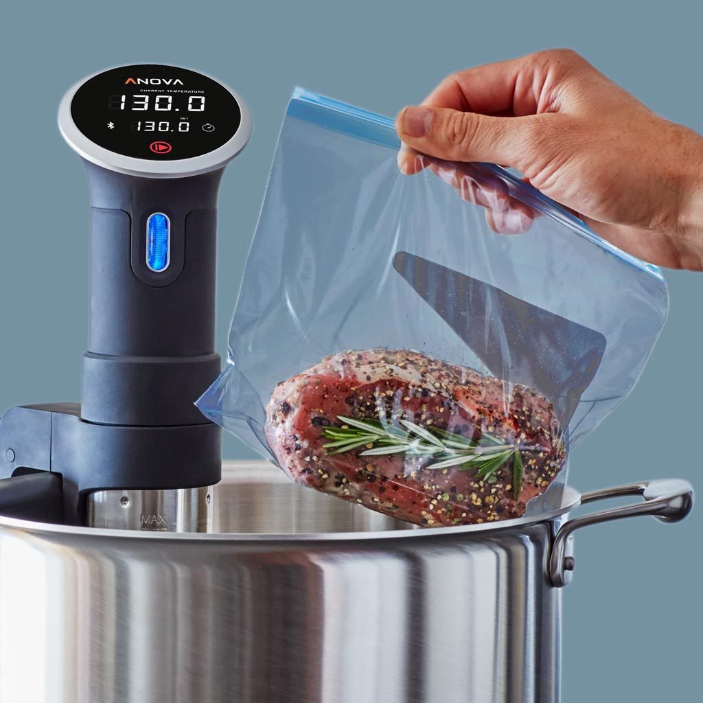 Anova Culinary Sous Vide Precision Cooker | Bluetooth | 800W (DISCONTINUED)