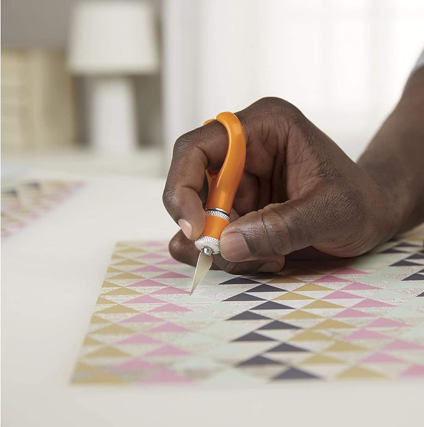 Fiskars Softgrip FingerTip Art Knife, Finger-Handicraft Knife/Blade, For Right- and Left-handed users, Total length: 10,7 cm, Steel/Plastic, Orange, 1024409 - Image 3