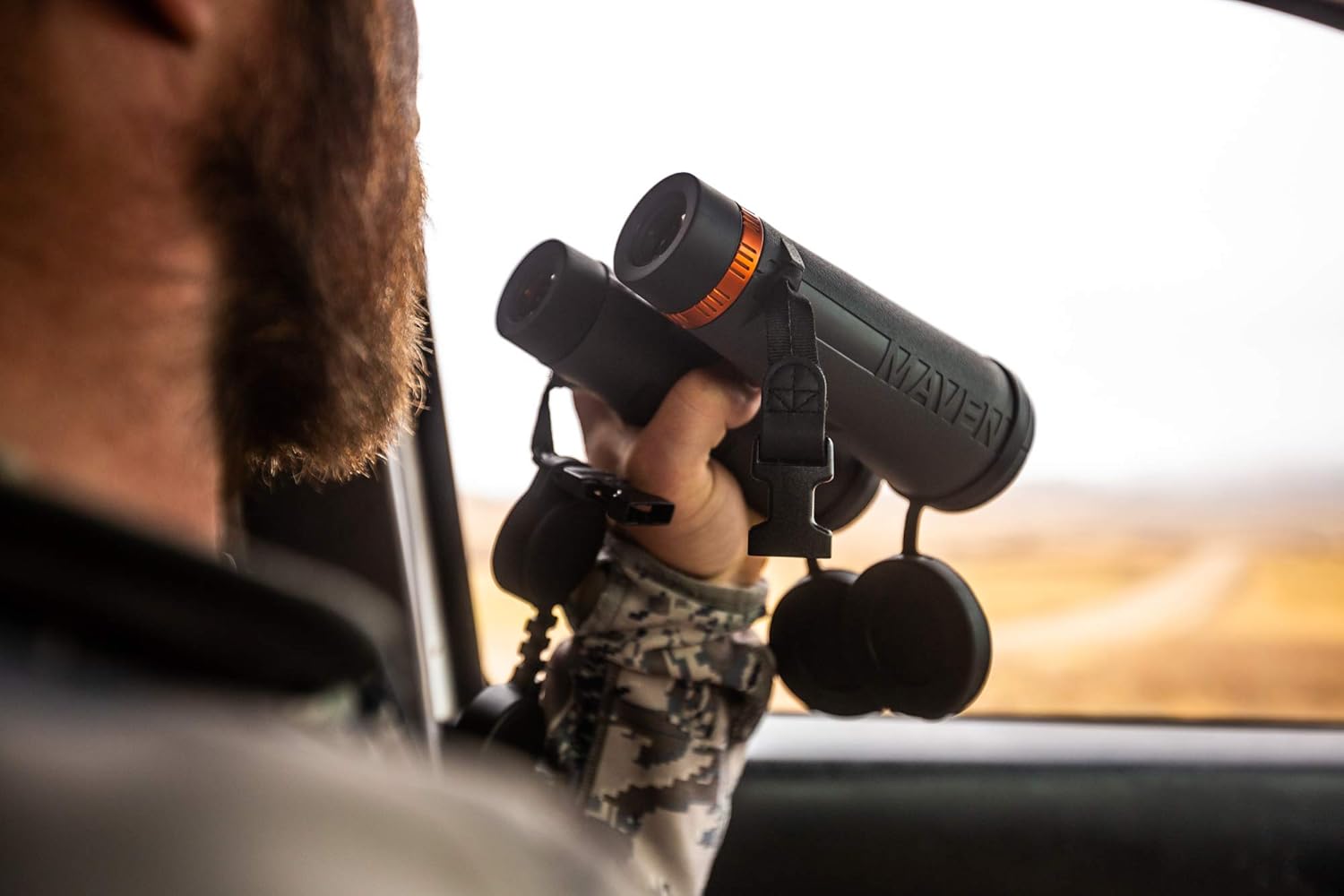 8 Best 10x50 Binoculars in 2021