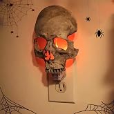 gzrnje Human Skull Night Light, Halloween Night Light with Skull, Halloween Lights for Indoor, Vintage Halloween Decor,Dusk to Dawn Sensor for Kids Room, Party & Home Decor