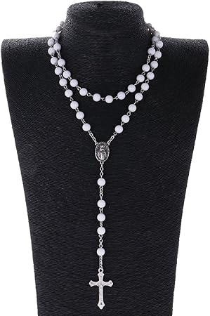 Amazon Lovoski ロザリオ祈る イエス クロスペンダント ネックレス メンズ ヒップ 8ミリメートルビーズ 全4色 白 おもちゃ おもちゃ